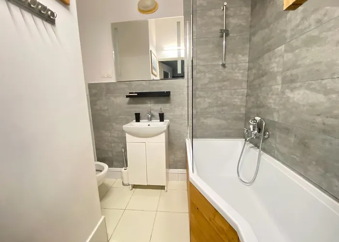 Kamienica Monte Cassino Sun I 7 Min Plaza I 2 Sypialnie I Balkon *